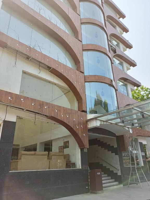 Ченнаи: Mango Hill Central Chennai