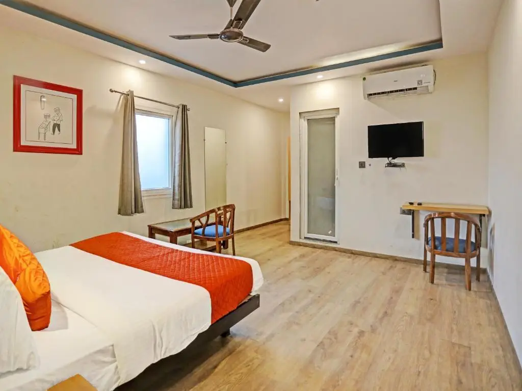 Нойда: Hotel Noida Grand 58