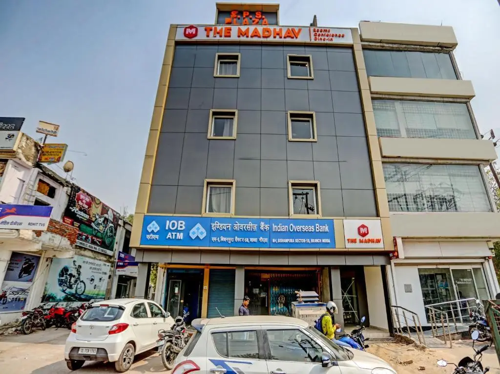 Hotel Noida Grand 58 — фото 1