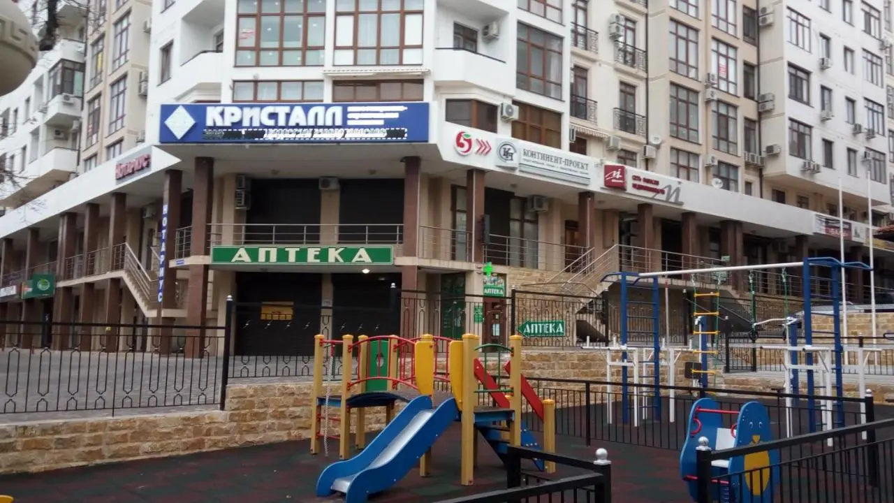 Геленджик: Апартаменты на Халтурина 11а