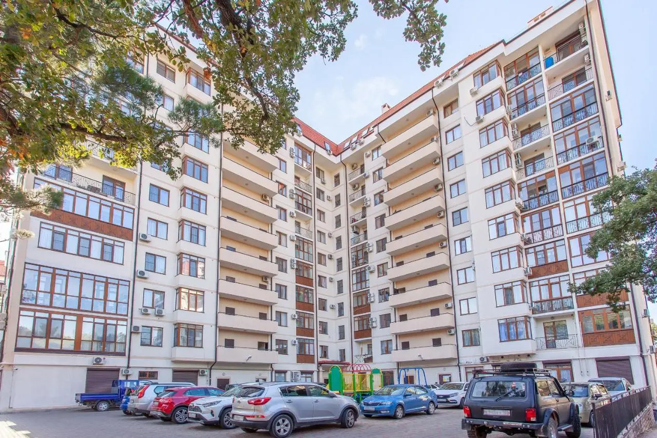 Геленджик: Апартаменты на Халтурина 11а
