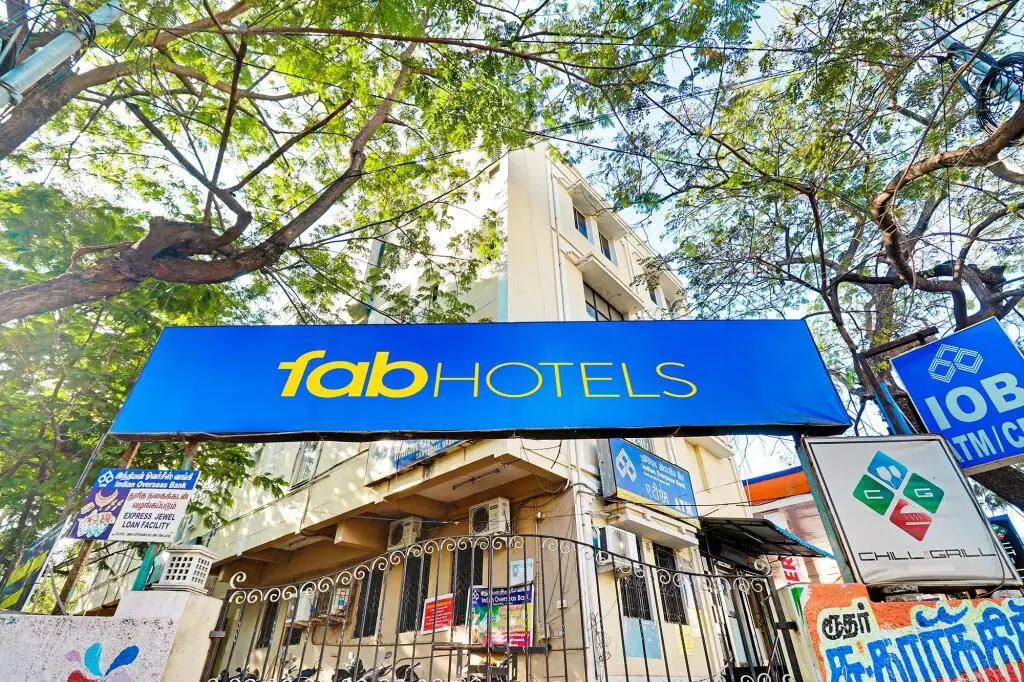 FabHotel Colors Service Apartment — фото 1