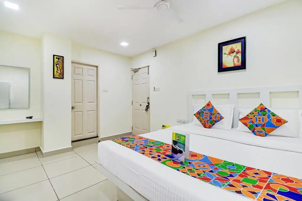 Ченнаи: FabHotel Colors Service Apartment