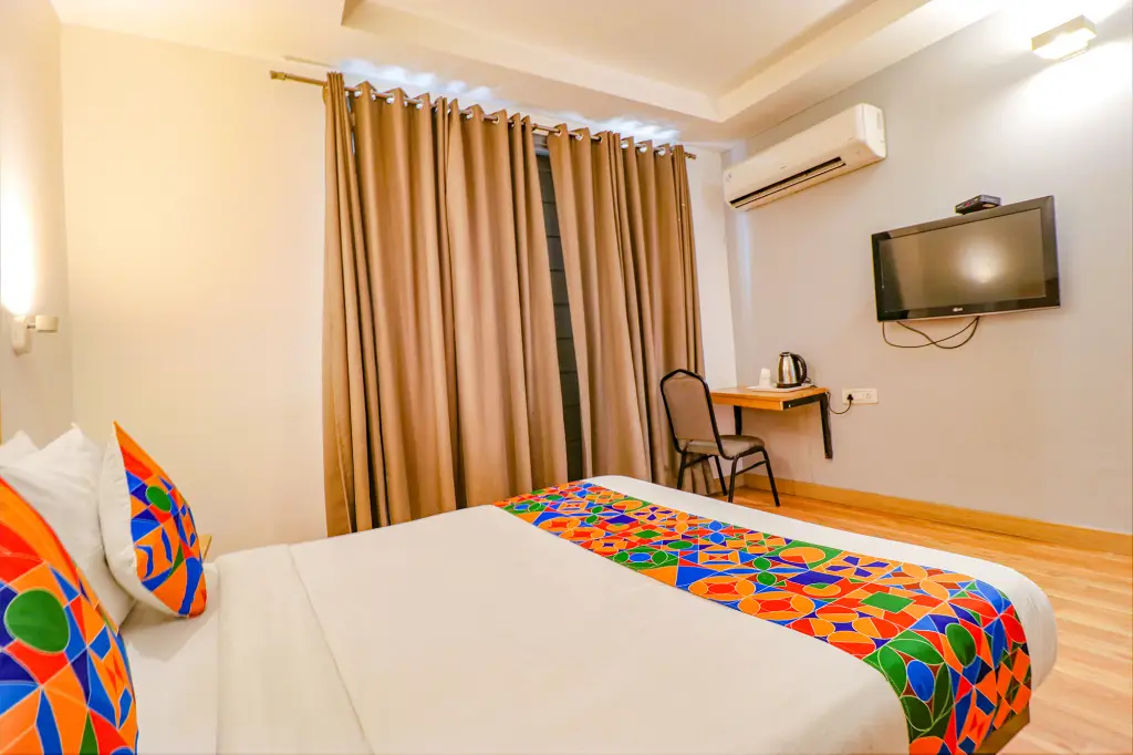 Нью-Дели: Fabhotel Majestic Jpm I