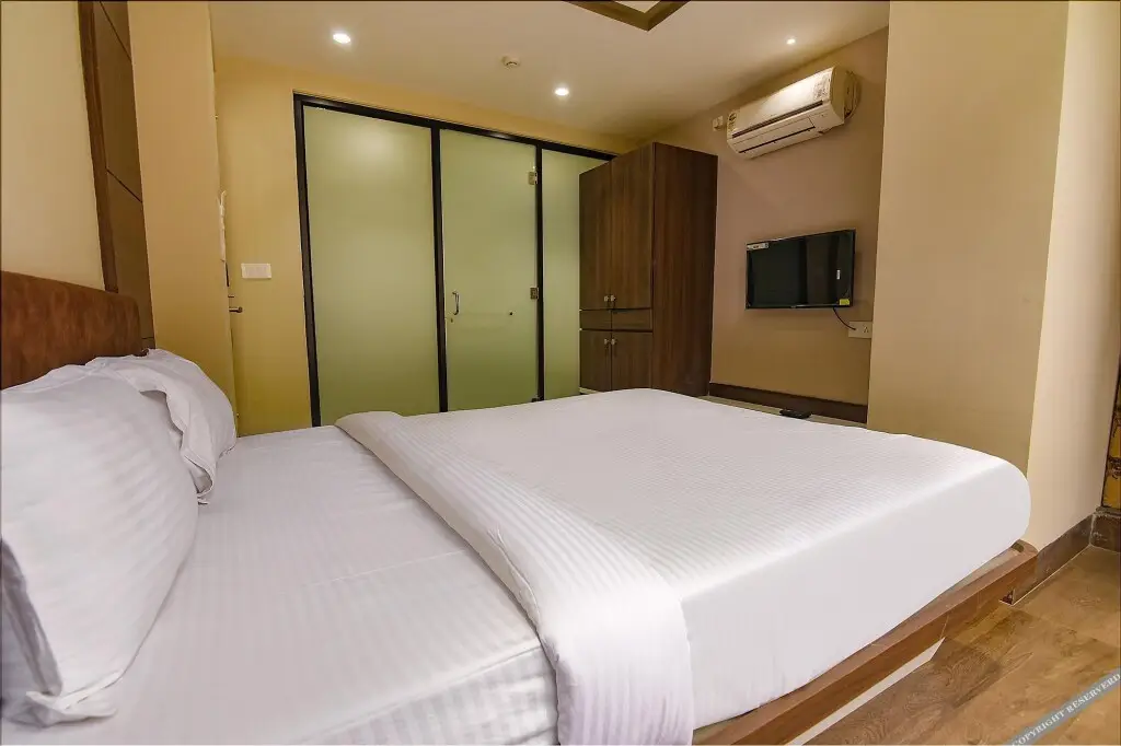 Колката: Fabhotel Eros 282