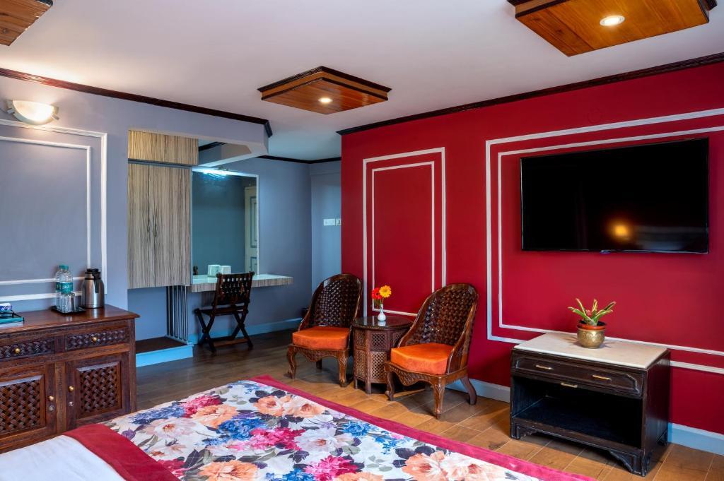 Дарджилинг: Mount Conifer Suites & Spa