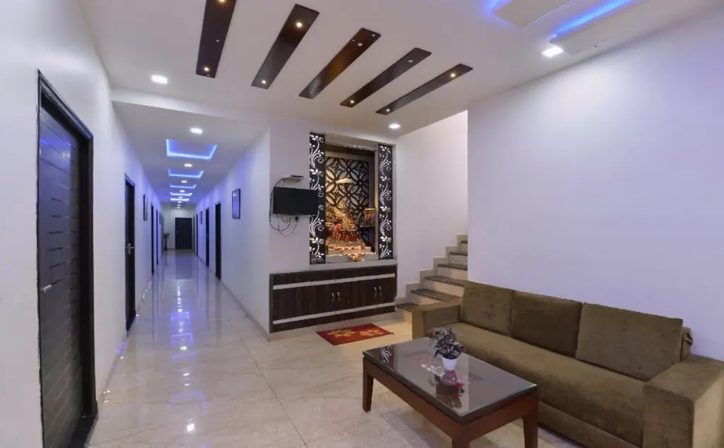 Агра: Fabexpress Ps Villa