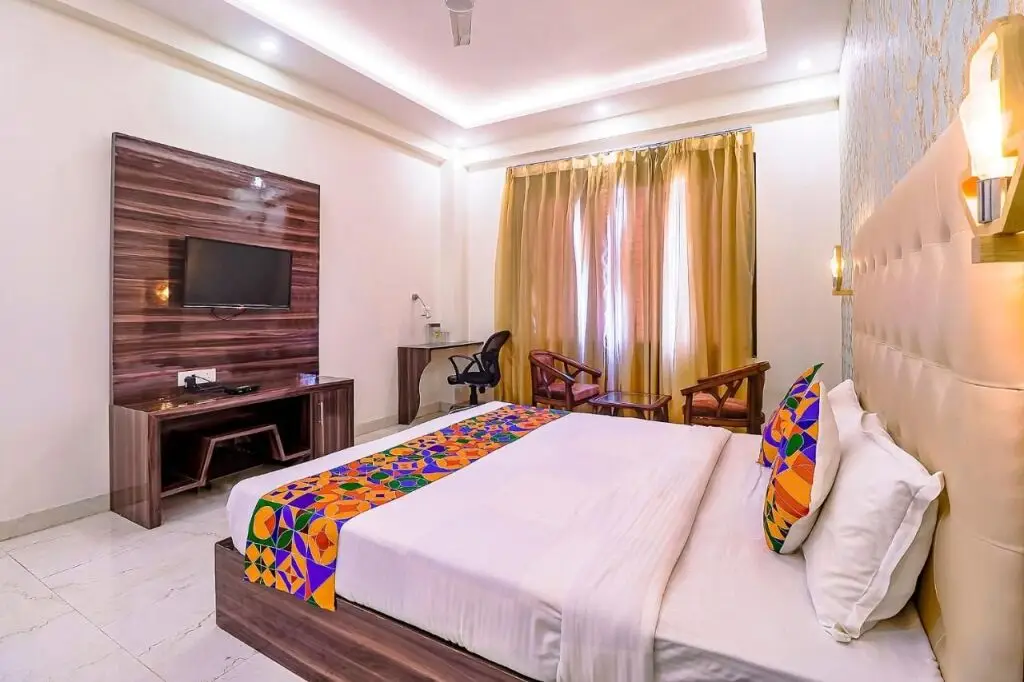 Агра: Fabhotel Swess Grand