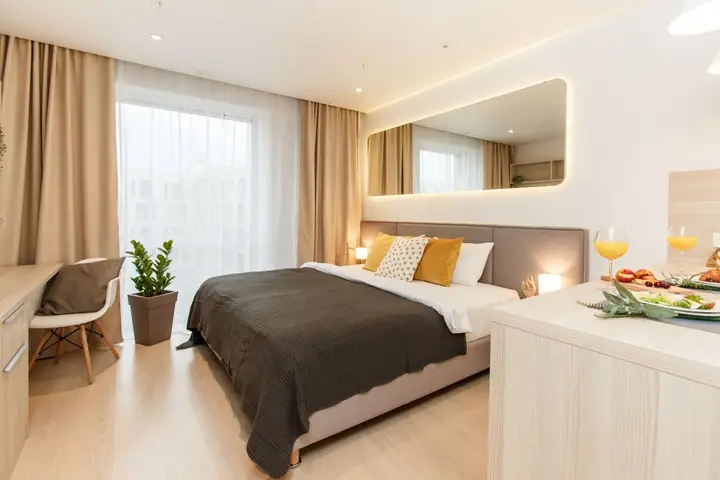 Санкт-Петербург: Апартаменты YOUR HOME на Марата