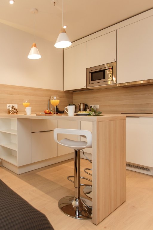 Санкт-Петербург: Апартаменты YOUR HOME на Марата