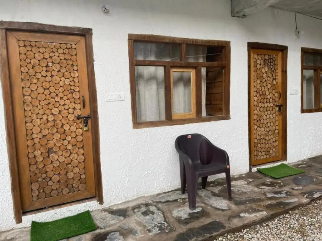 Наинитал: Nirvana Homestay Pangot