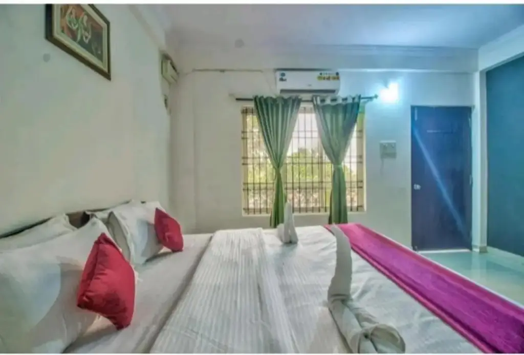 Бага: Hotel baga imperial