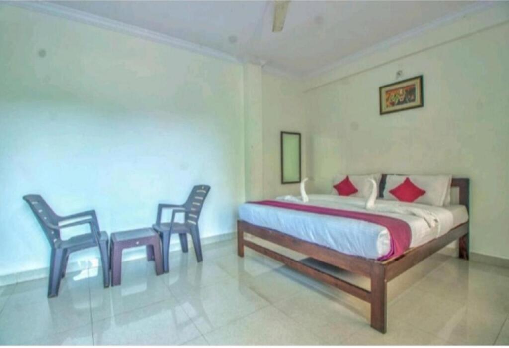 Бага: Hotel baga imperial