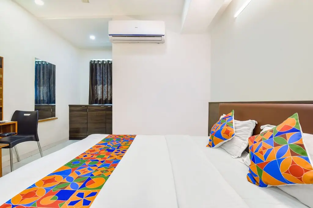 Ахмедабад: Fabhotel Crystal