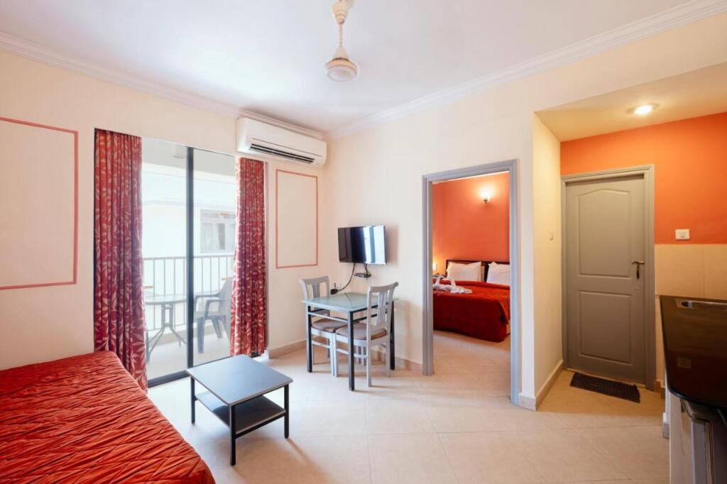 Верем: Aastha Escape Resort near Calangute Beach