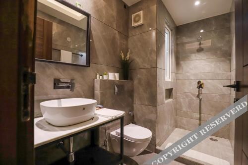 carousel image 4