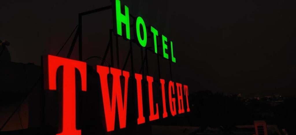 Hotel Twilight — фото 1