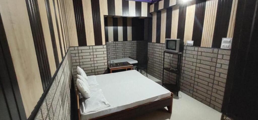 Hotel Kaushalya Residency , Berinag — фото 1