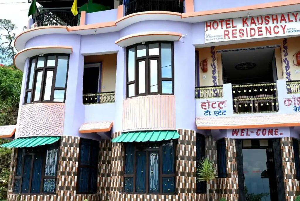 Bageshwar: Hotel Kaushalya Residency , Berinag