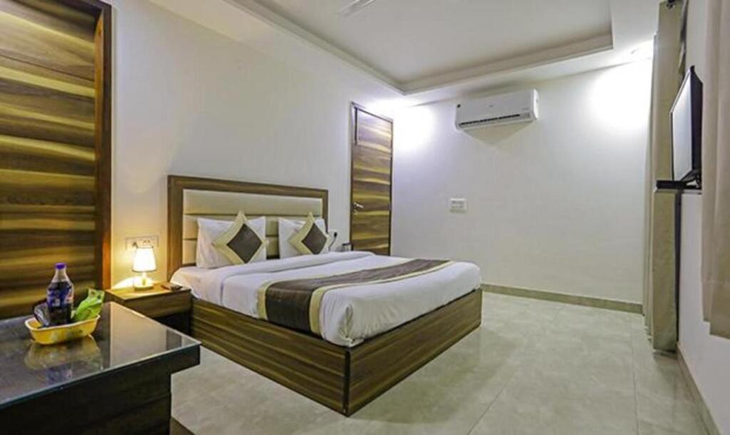 Нью-Дели: Fabhotel White House Bnb