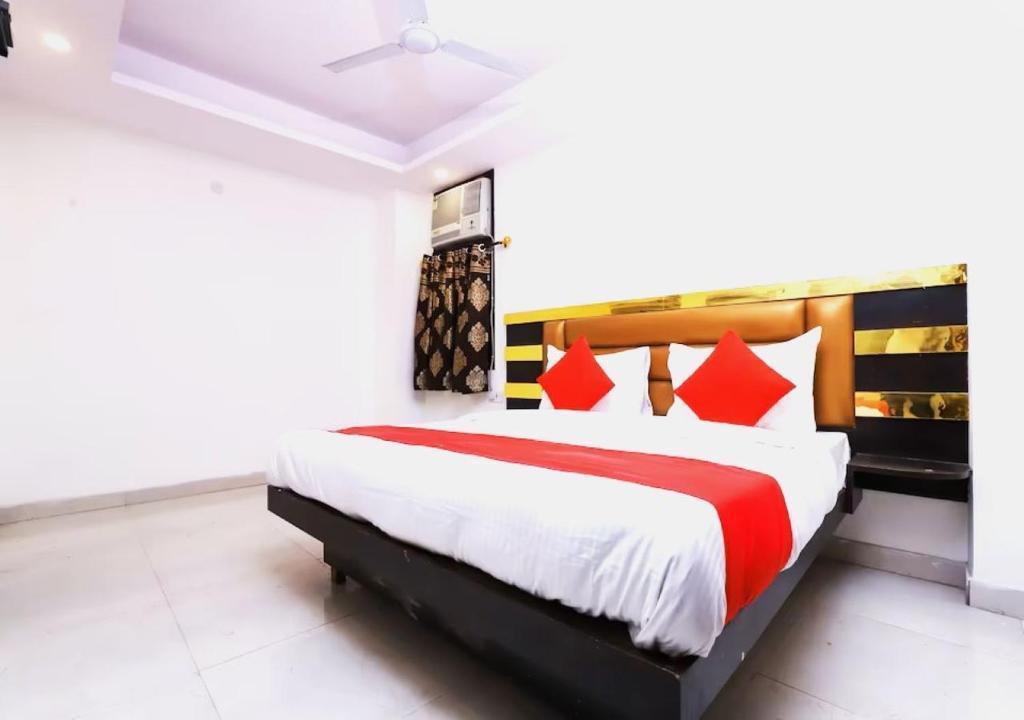 Нью-Дели: Hotel I Stay