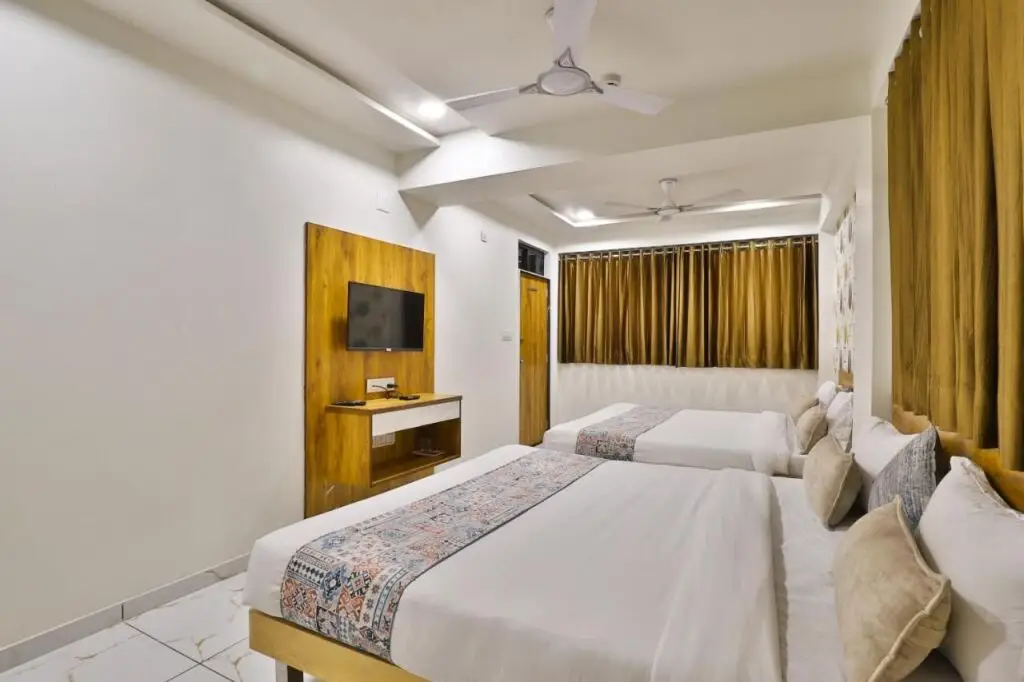 Ахмедабад: Hotel SR Rooms