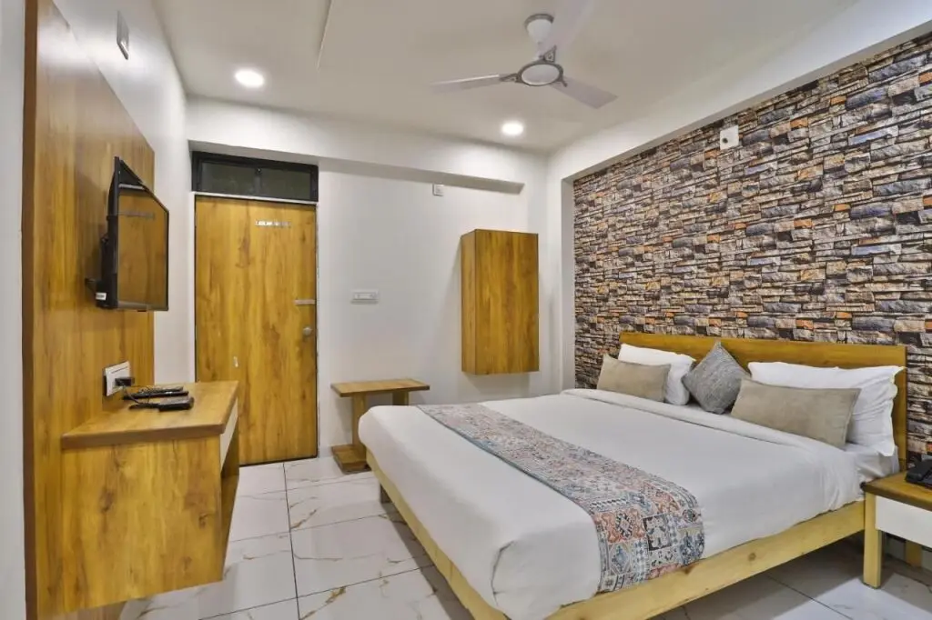 Ахмедабад: Hotel SR Rooms