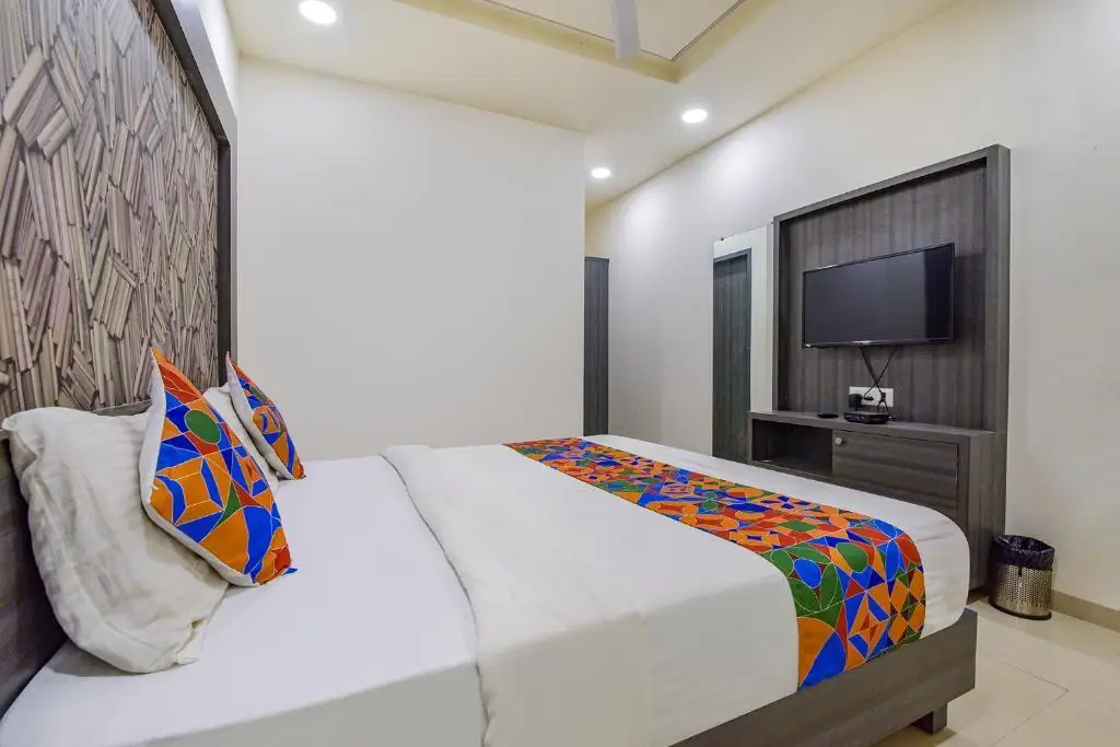 Ахмедабад: Hotel Pearl Villa
