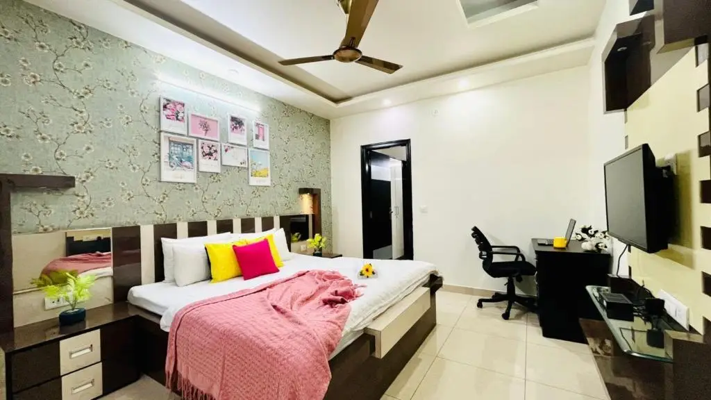 Джайпур: BluO 2BHK Jaipur - Balcony, Terrace Garden, Parking, Lift