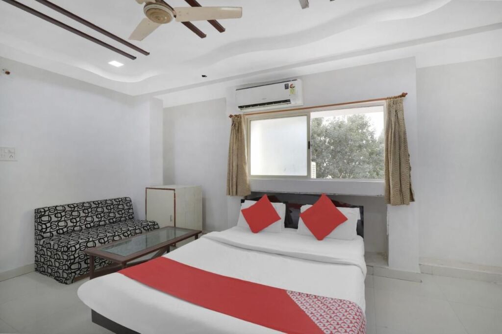 Ахмедабад: OYO Flagship 83069 Hotel Rudra Palace