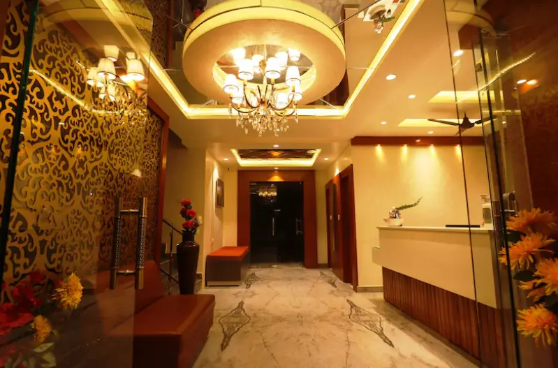 Барейлли: Hotel Le Cypress