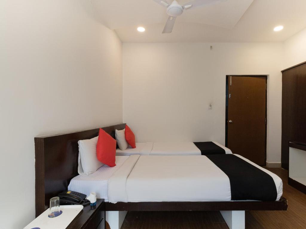 Бангалор: Capital O 70516 Hotel Scarlet