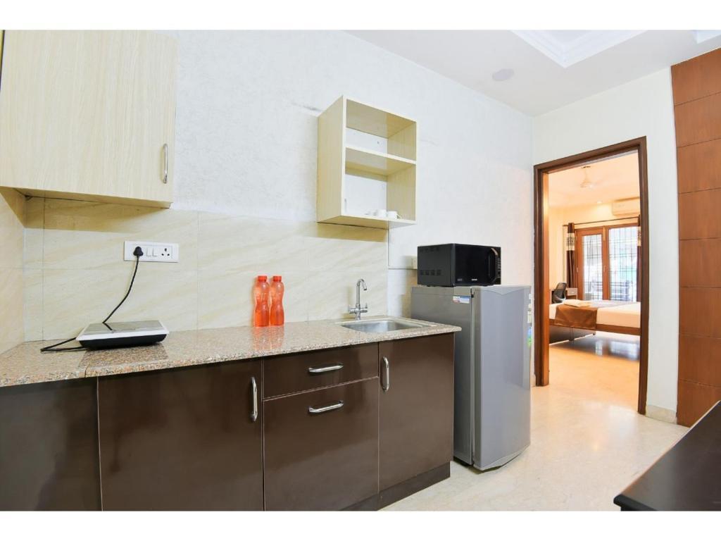 Гуруграм: Bluo Modern Studio Dlf Galleria Market