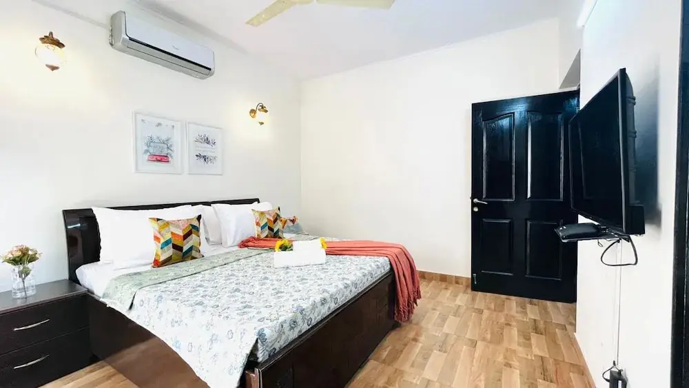 Гуруграм: Bluo Charming Villa with Private Pool