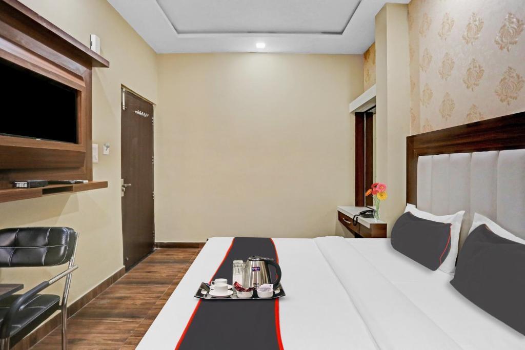 Барейлли: Collection O 93556 Hotel Citi Star