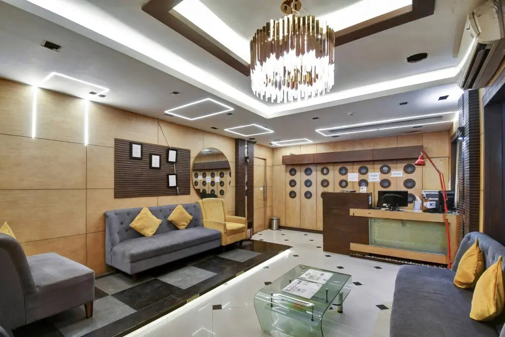 Колката: Townhouse 696 Hotel Mayfair Tower
