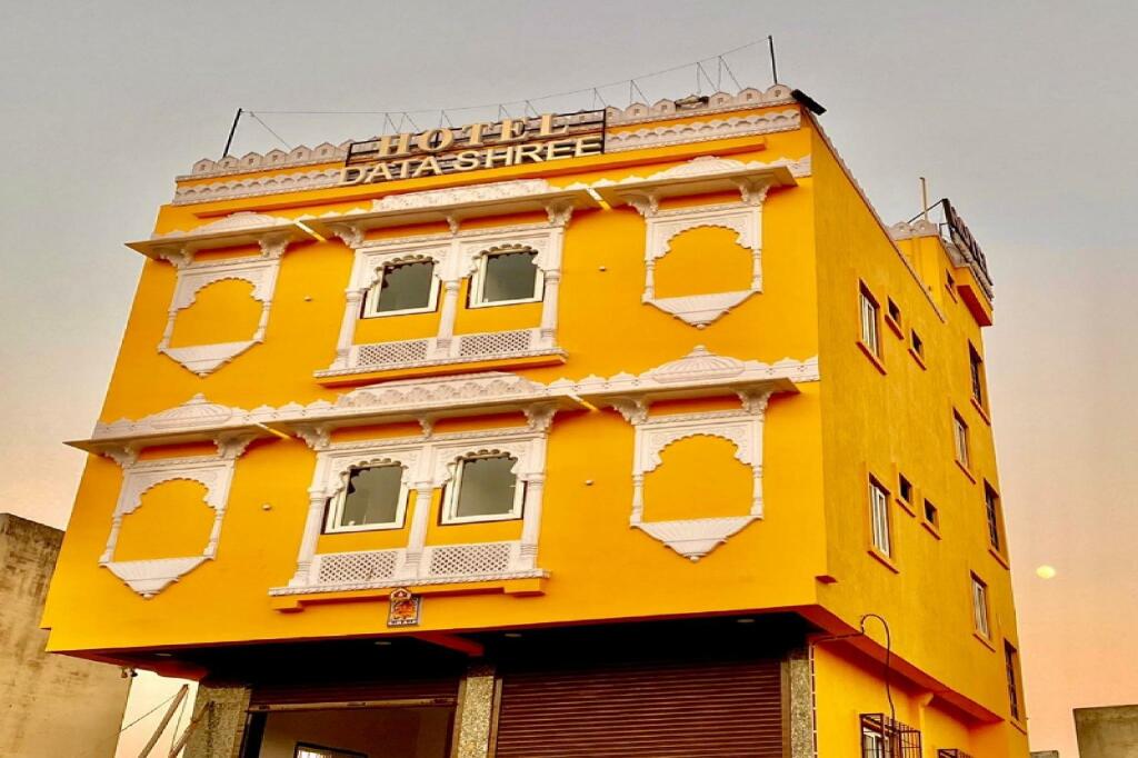 OYO 80267 Hotel Data Shree — фото 1