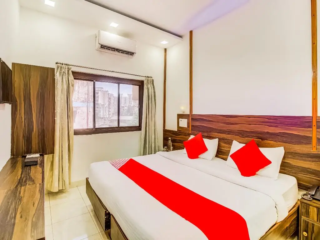 Панвель: Collection O 81194 Hotel Panchratna