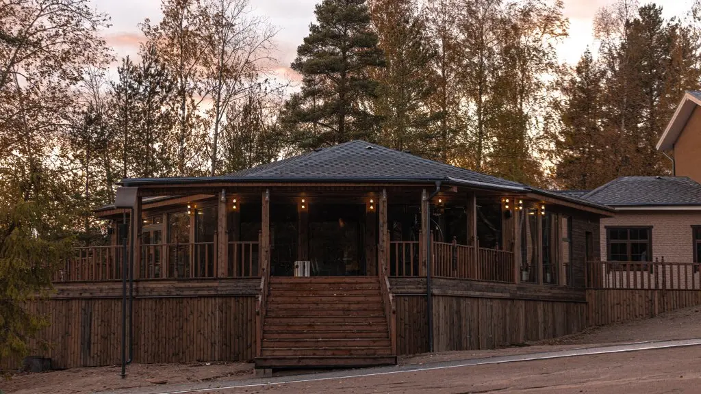 Севастьяновское: База Отдыха Загородный Клуб Villa Jarvi