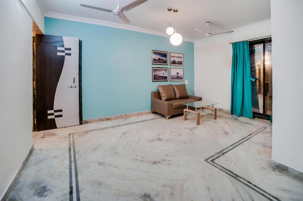 Панвель: Oyo Home 79321 Galaxy Grand B&B