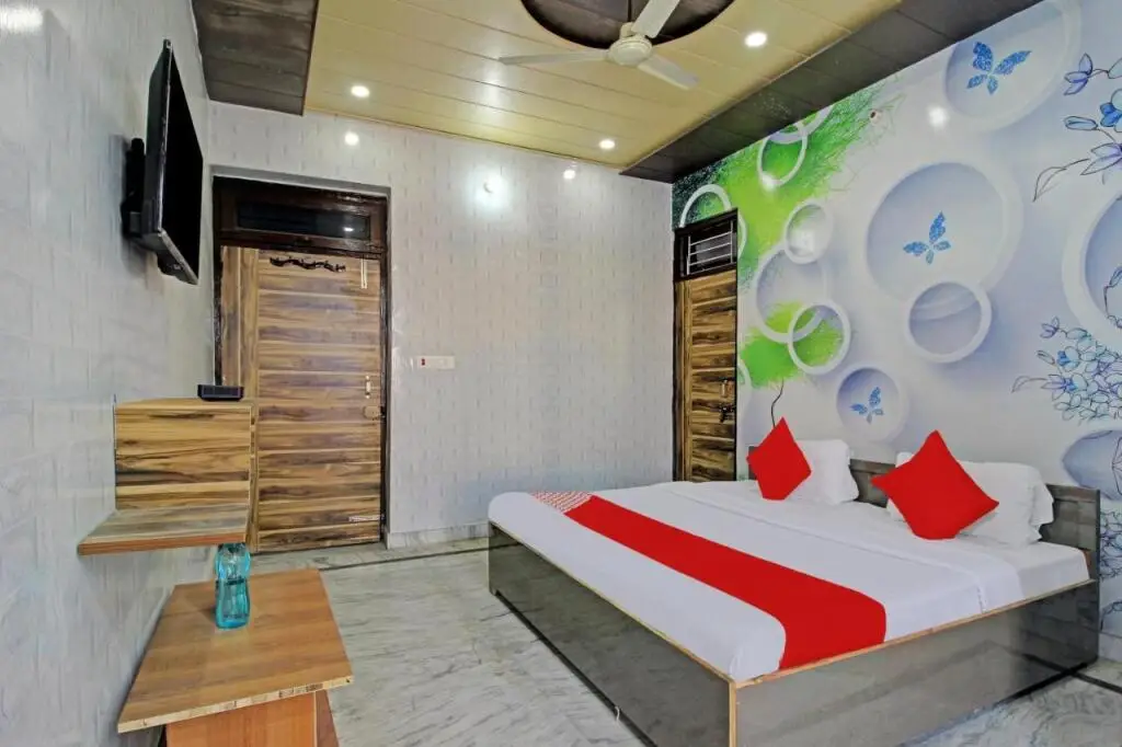 Пантнагар: OYO RDP084 Hotel The  Vidya Grand