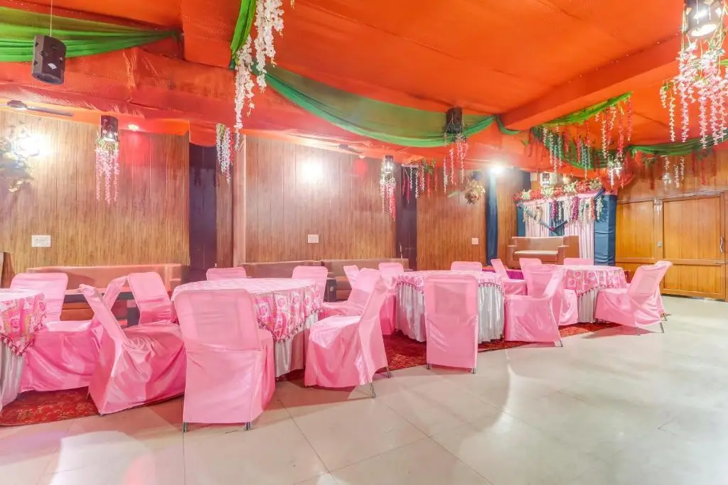 Лудхиана: OYO Townhouse 687 Hotel 77