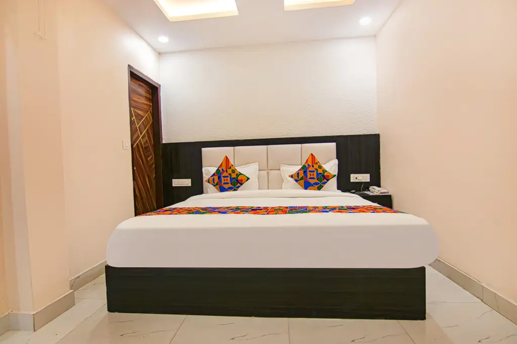 Зиракпур: Fabhotel Palm Plaza