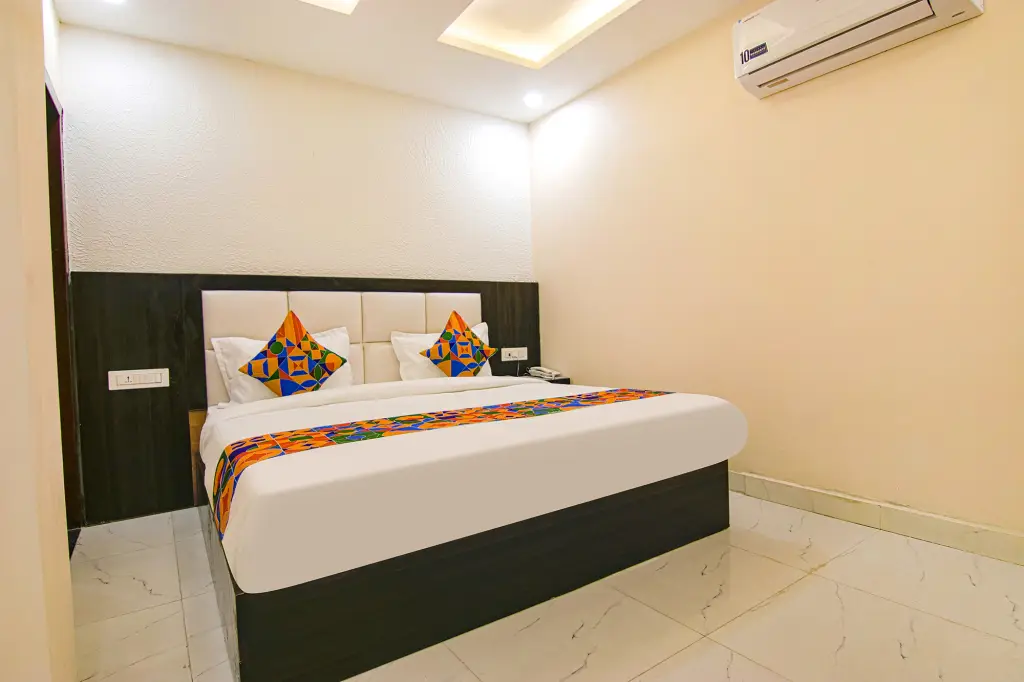 Зиракпур: Fabhotel Palm Plaza