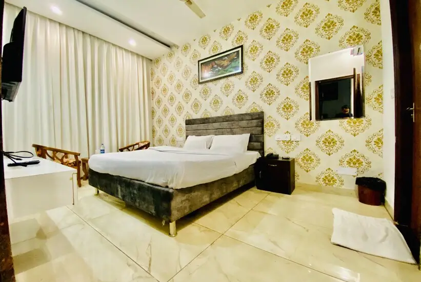 Зиракпур: Hotel Hollywood