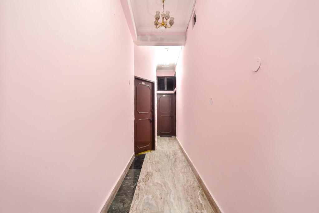 Дехрадун: OYO 29221 Hotel Shree Laxmi Palace