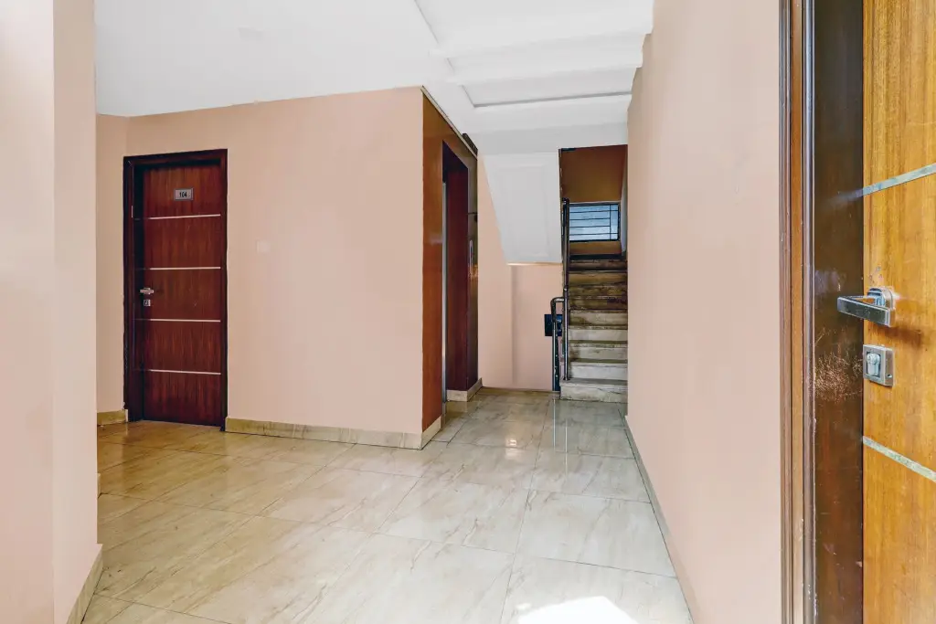 Бангалор: OYO Townhouse 82047 SRK Live Inn Castle