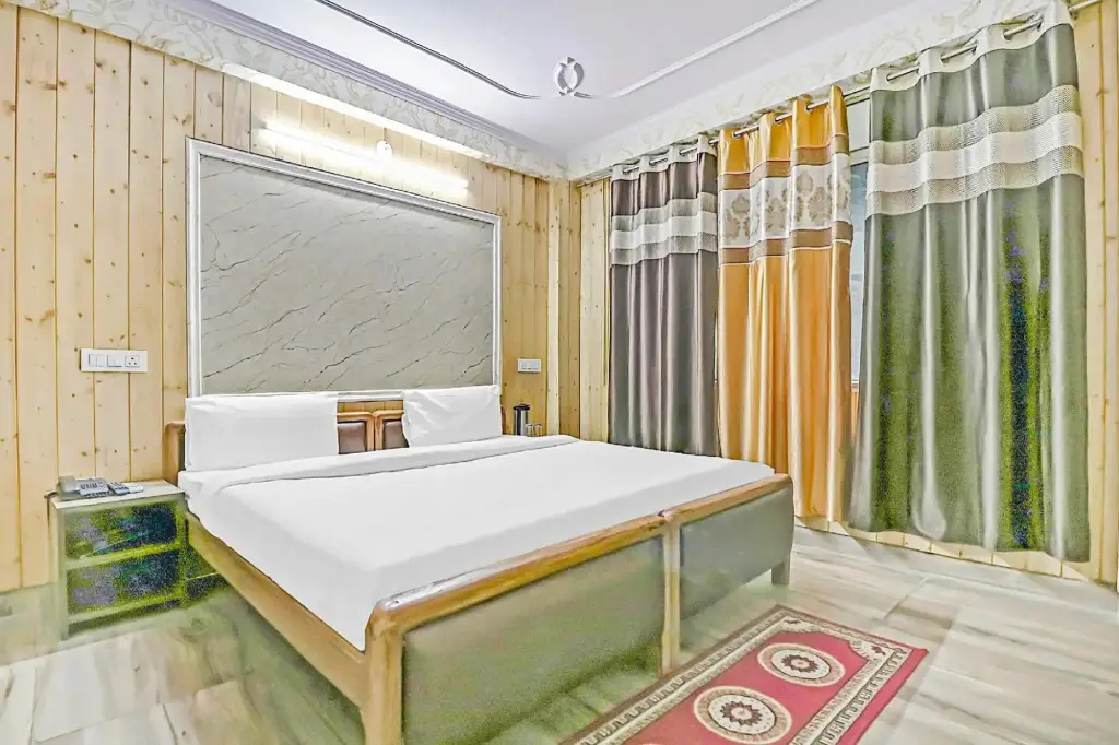 Шимла: Collection O 83430 Hotel Sanjauli Inn