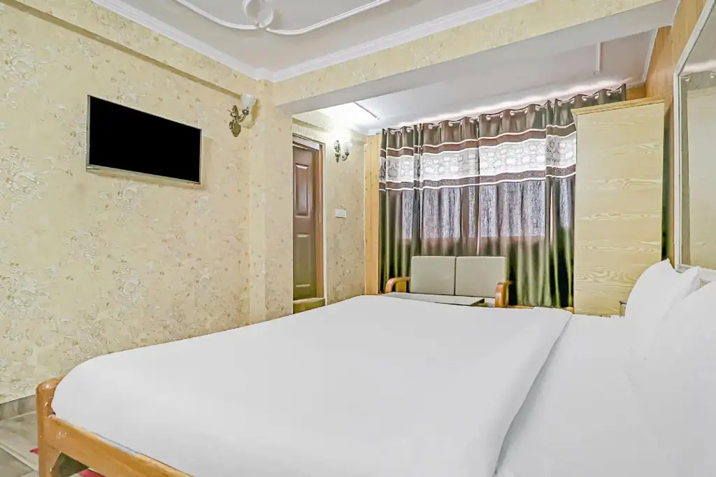 Шимла: Collection O 83430 Hotel Sanjauli Inn