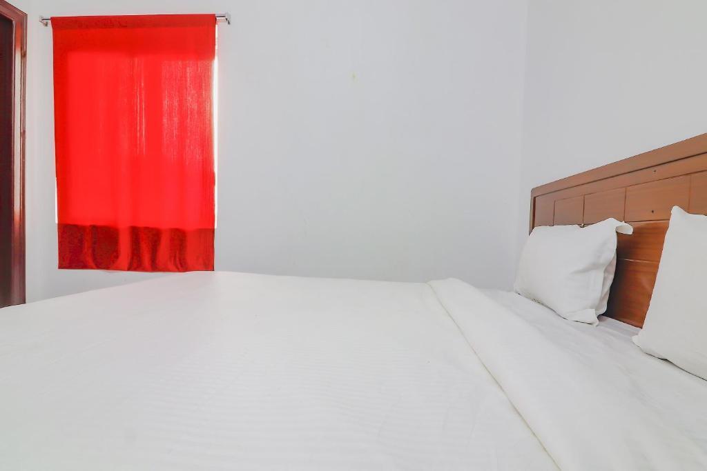 Хидерабад: Collection O 80718 Greenland Hotel Kondapur